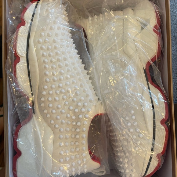 Completely new owner did not like the style - Picture 4 of 7